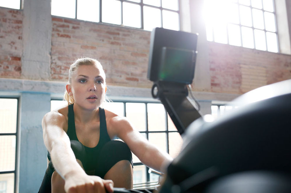 Reap the Benefits of Rowing With 3 Fast and Efficient Workouts
