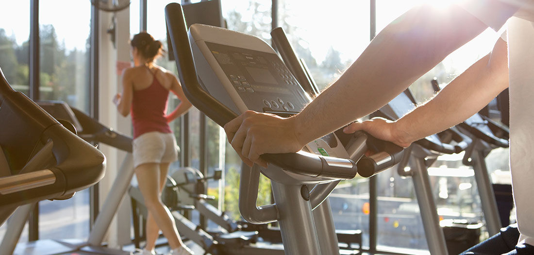 Gym Etiquette: 16 Rude Gym Habits You Shouldn't Be Doing