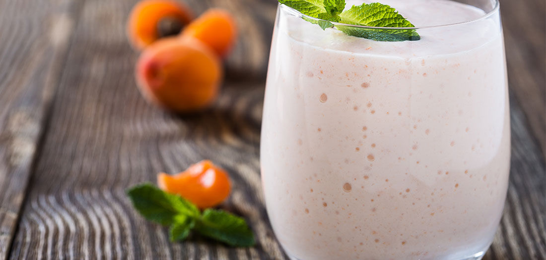 healthy apricot vanilla smoothie recipe