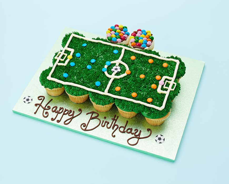 Top football pitch cake ideas, preparation and decoration secrets - Legit.ng