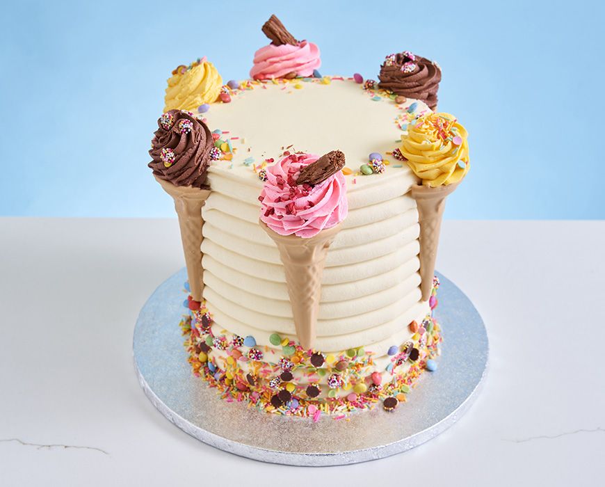 280+ Tall Birthday Cake Stock Photos, Pictures & Royalty-Free Images -  iStock | Big birthday cake, Huge birthday cake, Tiered birthday cake