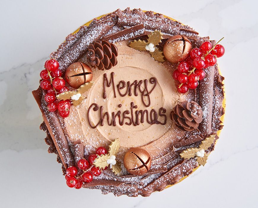 https://ik.imagekit.io/0bods5tu3//Photos/Ordering3/1896/Christmas%20Yule%20Cake6.jpg?Version=