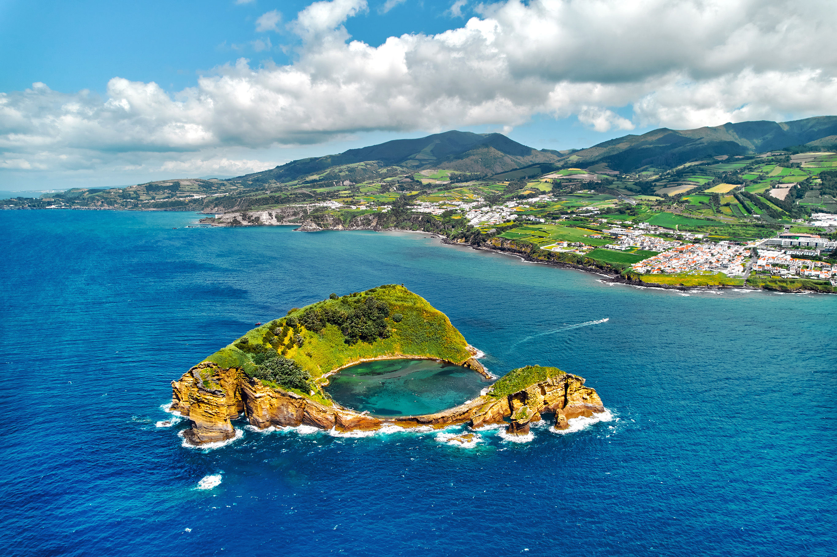Vila Franca do Campo islet, São Miguel