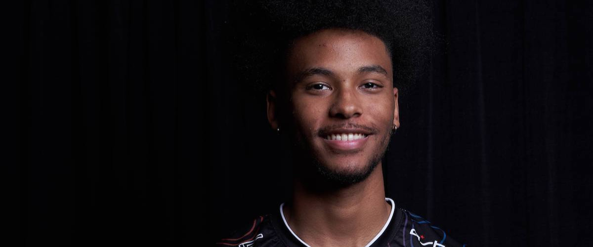Rewind Esports Competitor