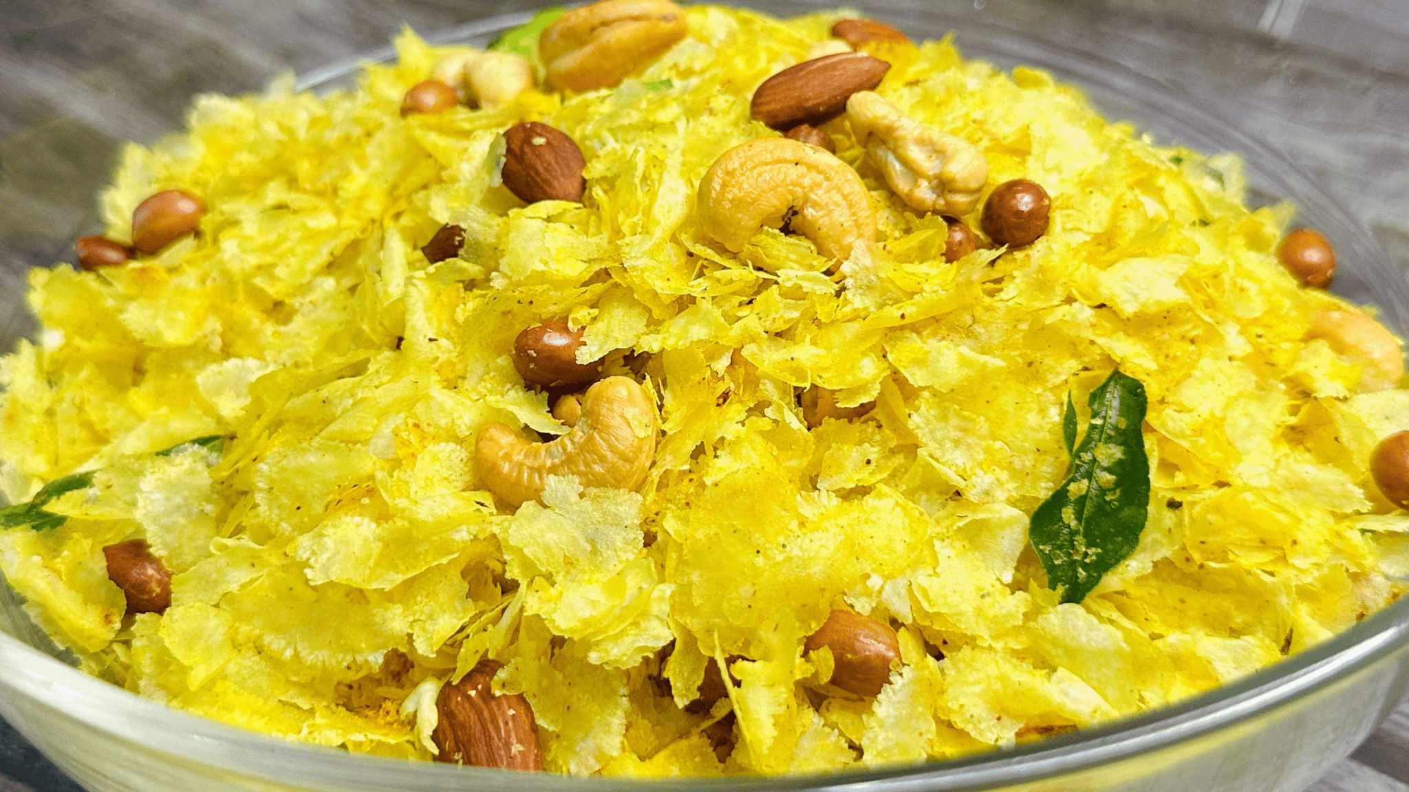 Poha Recipes: પોહામાંથી તમે આ 5 સ્વાદિષ્ટ વાનગીઓ બનાવી શકો છો, બધી રેસિપી એકદમ સરળ છે 6 %E0%A4%A8%E0%A4%AE%E0%A4%95%E0%A5%80%E0%A4%A8
