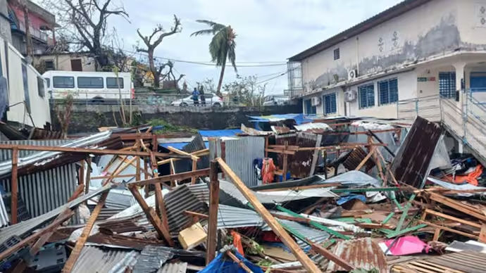 Cyclone%20Chido%201
