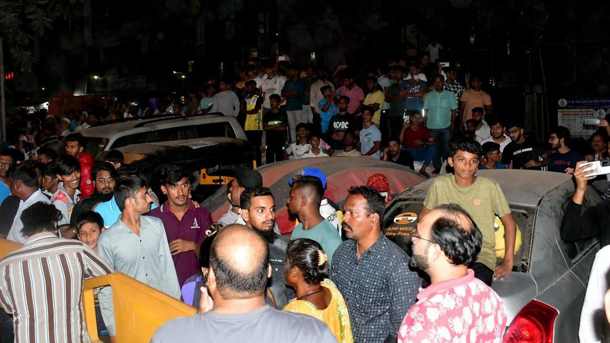 Kurla%20BEST%20Bus%20Accident%201
