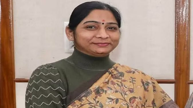 LS Polls: SPને મોટો ફટકો, શિવપાલના યુ-ટર્ન અને આશુતોષ મૌર્યના બળવાખોર વલણ બાદ હવે અખિલેશ શું લેશે નિર્ણય? 9 saghamatara maraya 1708959410