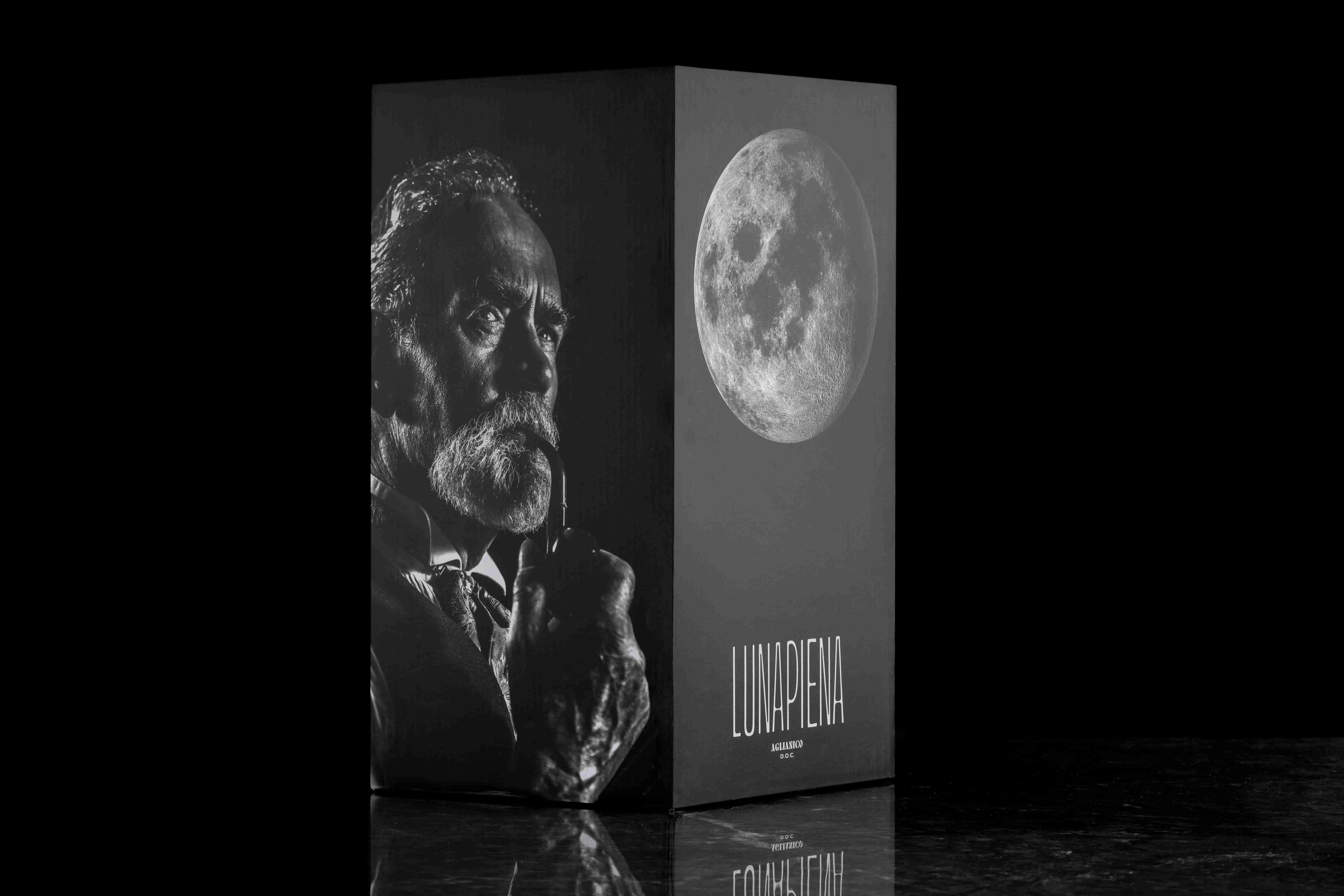 Full Moon Box by Luna Piena