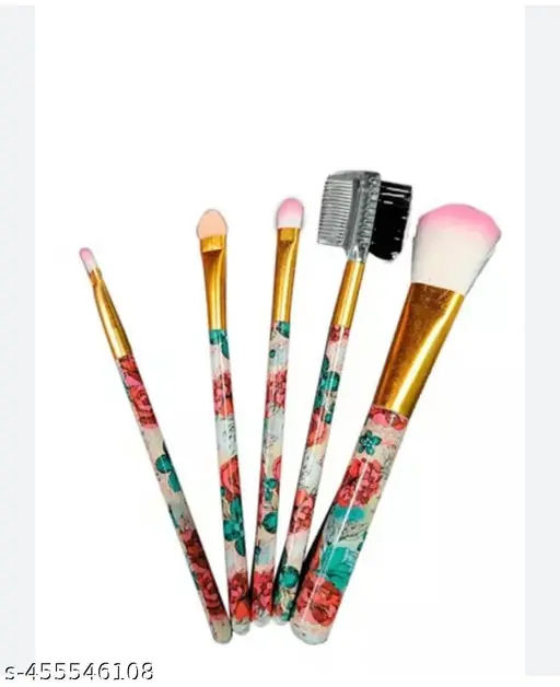 Professional Make Up 5 Brush Set/ Synthetic Makeup Brush Set Foundation Blending Blushh Face ( Color May Vary )
