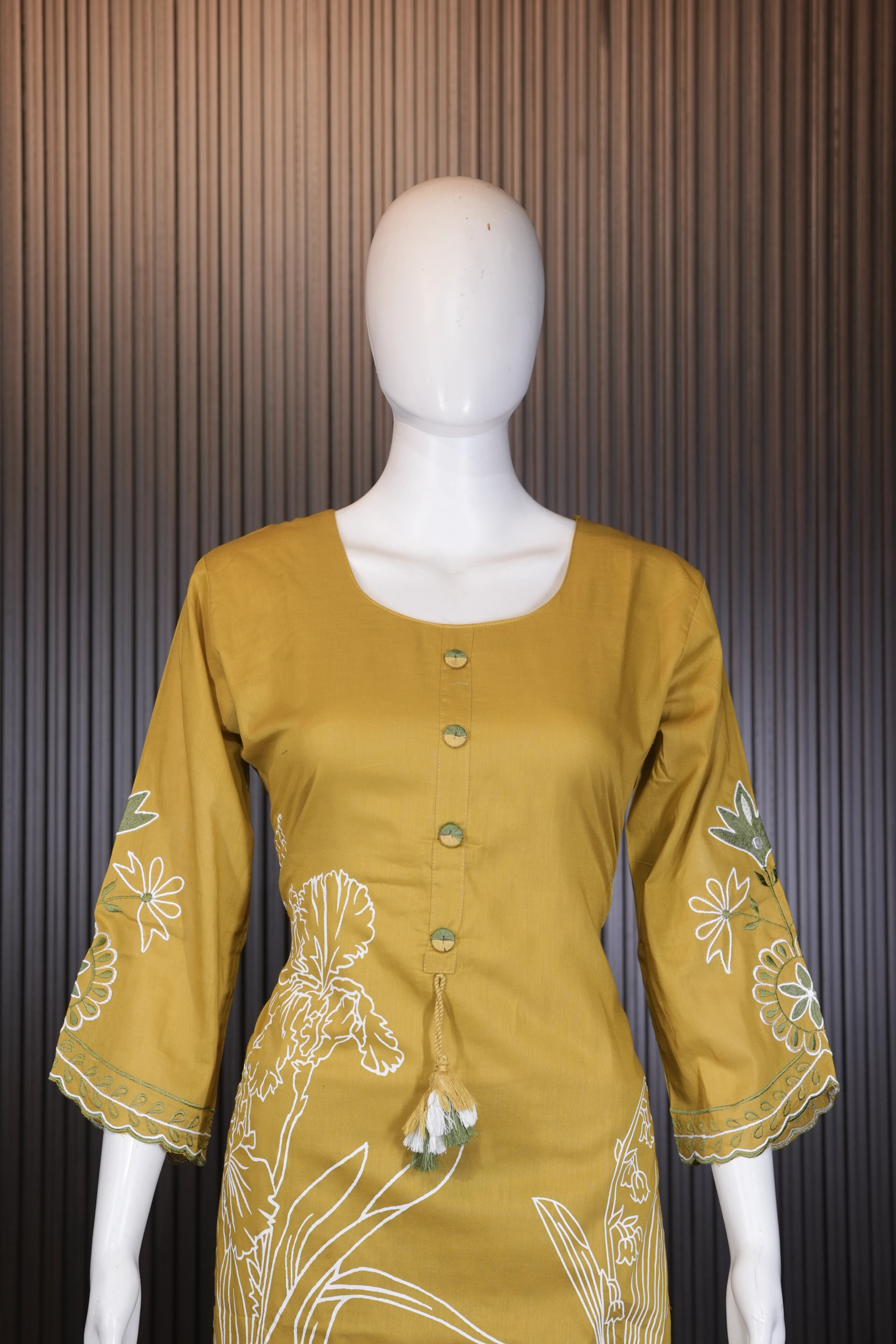 Mustard Meadow Printed 3-Piece Suit Set thumbnail 4