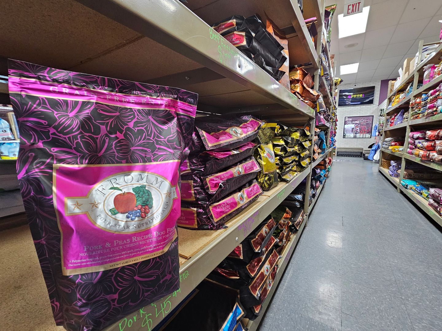Discovering the Health Benefits of Fromm Dog Food at Pets Etc!