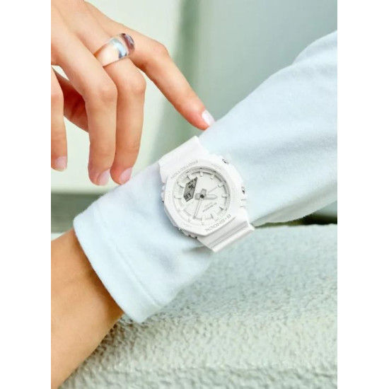G-Shock GMA-P2100-7AER CasiOak Lady Watch