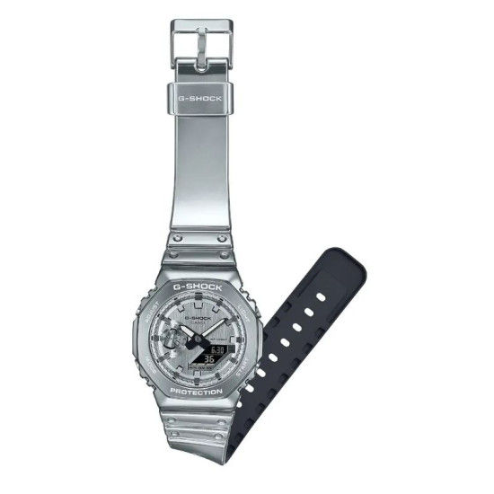 G-Shock GM-2100YM-8AER Metallic series Horloge