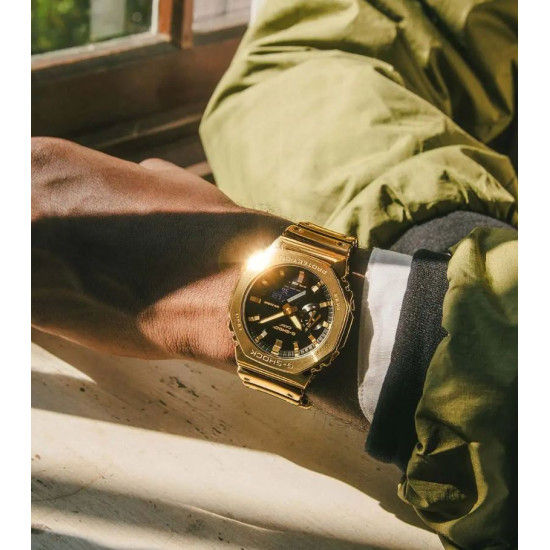G-Shock GM-2100YMG-9AER Metallic series Horloge