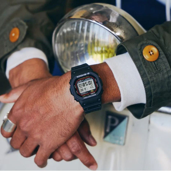 G-Shock DW-5000R-1AER Horloge