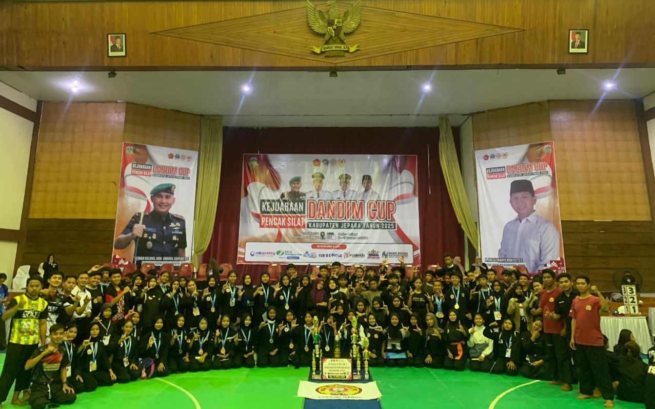Panen 93 Medali, Perguruan Cempaka Putih Raih Juara Umum