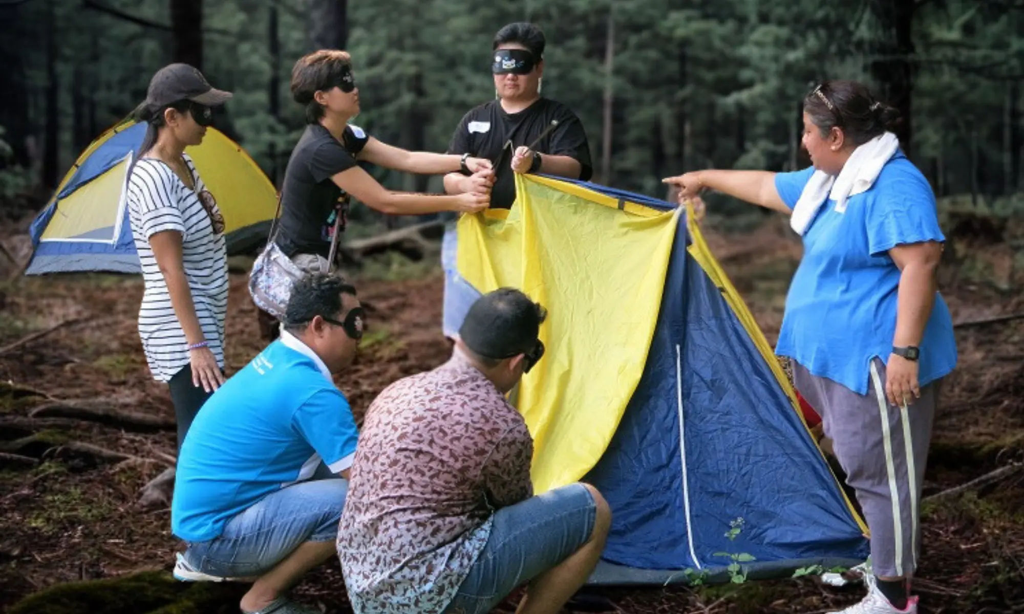 Blindfold Tent Building Challenge for Corporate Offsites — image 3 of 4