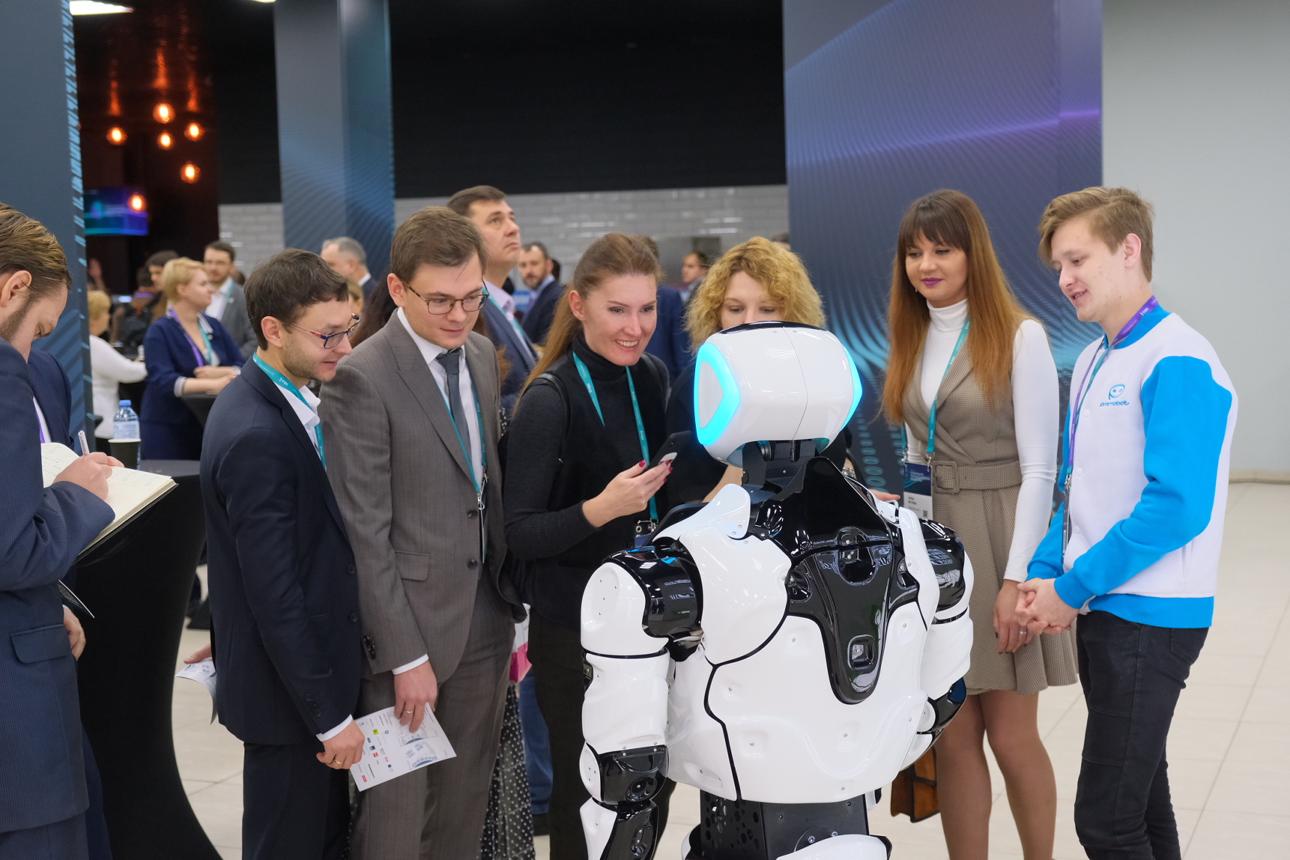 The Technology Isn't the Experience — Human Interaction Is