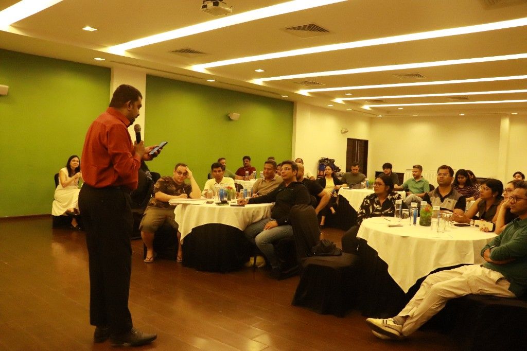 Designing an AI-Powered Team Building Experience for Schneider Electric — corporate event photo 4 by ShowMaker