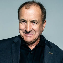 Dr. Michael Shermer