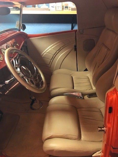 1932 Ford Custom Roadste