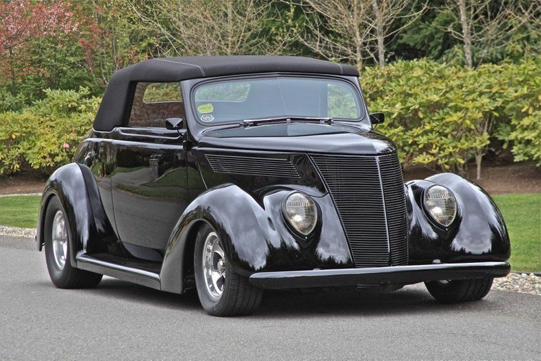 1937 Ford Deluxe Custom Convertible