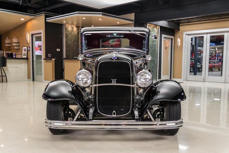Hybrid classic 1932 Ford 5 Window Coupe Street Rod