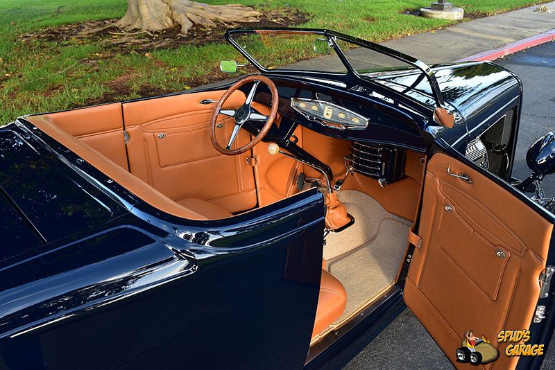 GREAT 1932 Ford Roadster Moal Coach Built