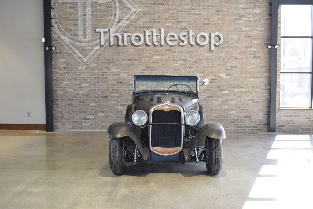 NICE 1930 Ford Roadster