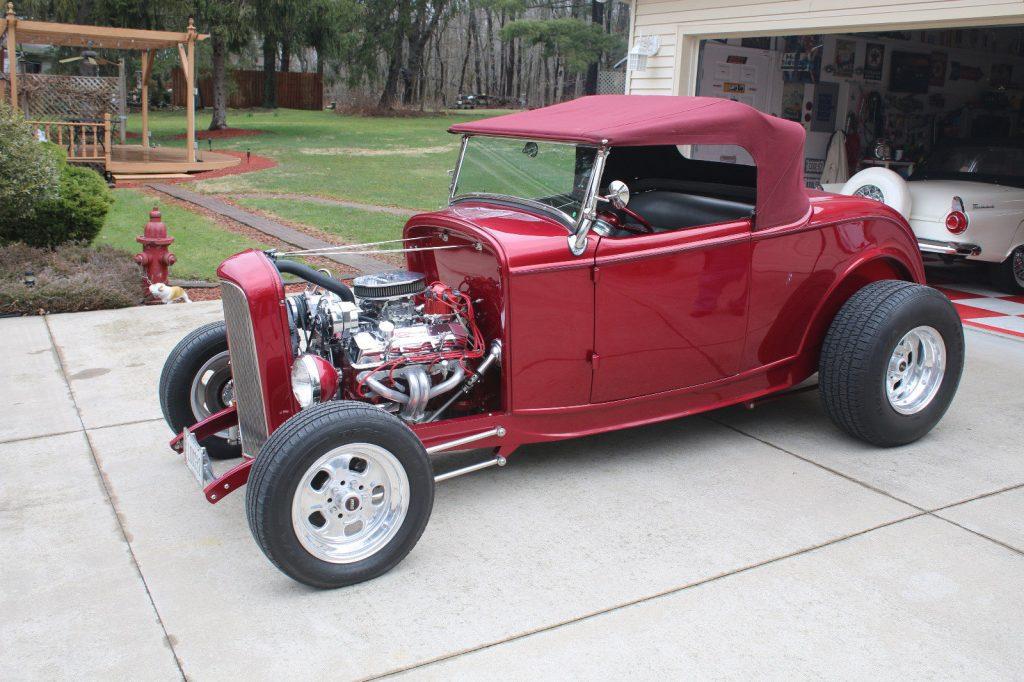 STUNNING 1932 Ford Roadster