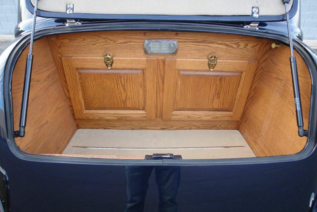 1936 Ford 2 Door Humpback