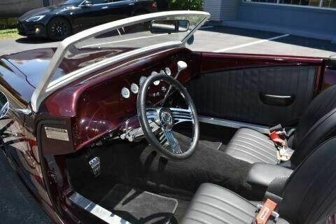 1933 Ford Factory Five Coyote