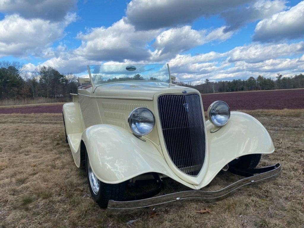 1934 Ford Roadster