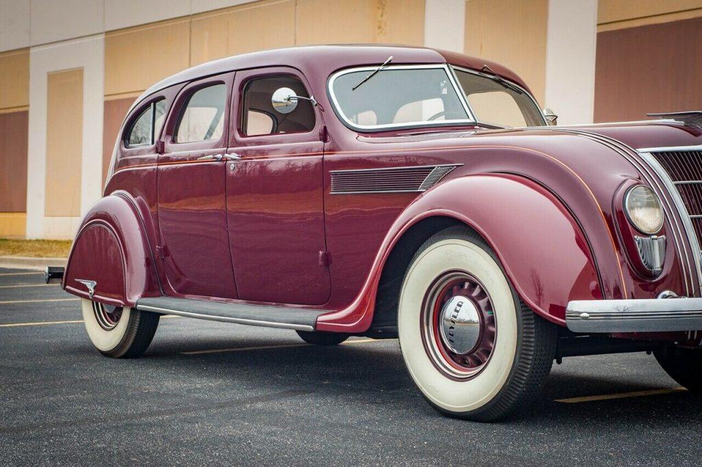 1935 Chrysler Imperial Airflow