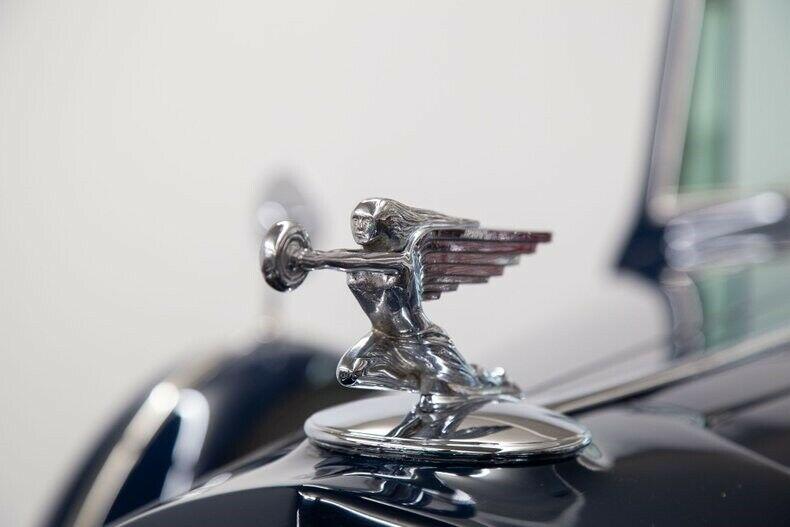 1937 Packard 1502 Super Eight Convertible Sedan