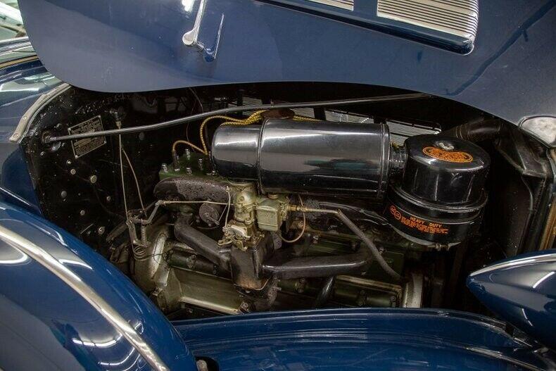 1937 Packard 1502 Super Eight Convertible Sedan