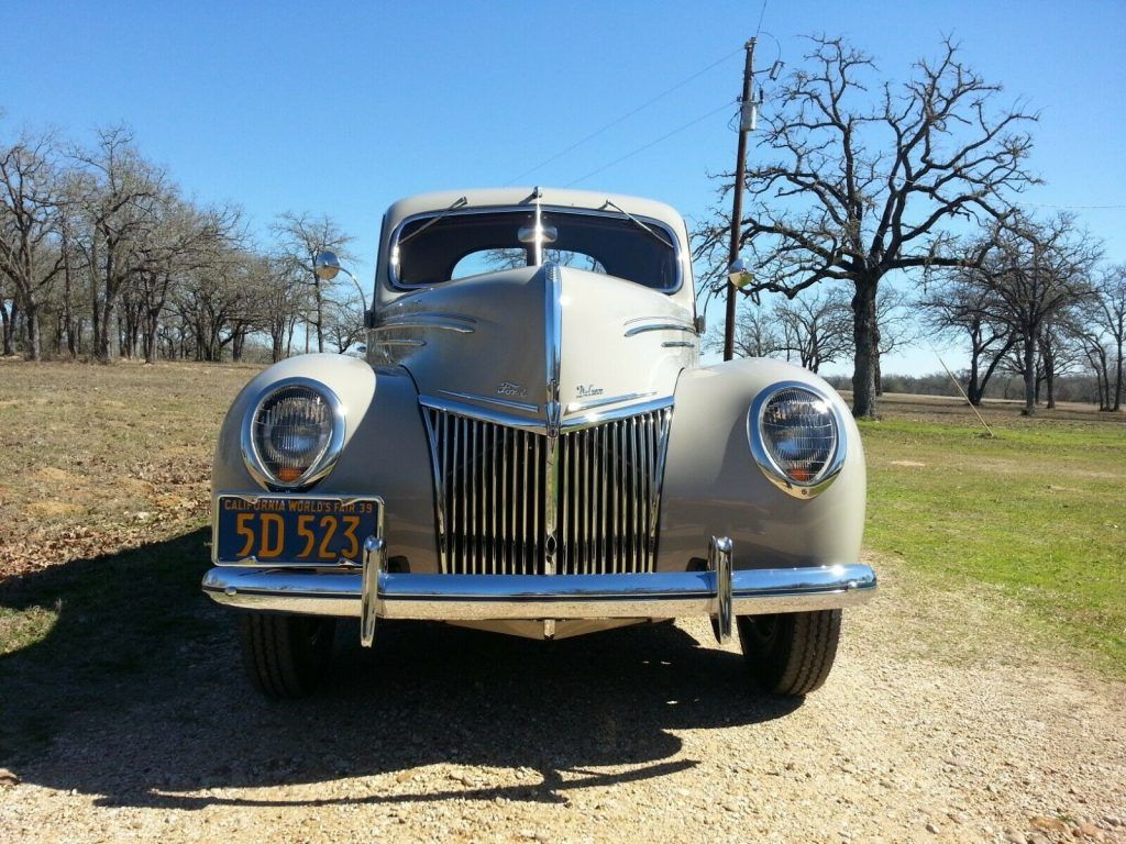 1939 Ford Deluxe