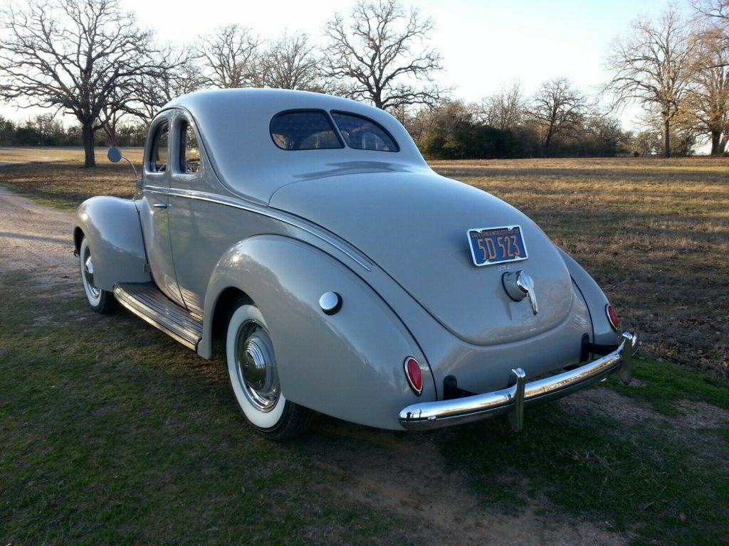 1939 Ford Deluxe