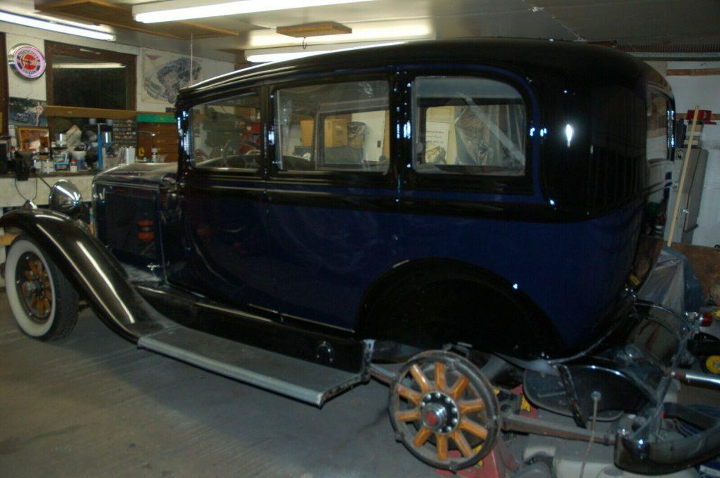 1931 Studebaker Commander black