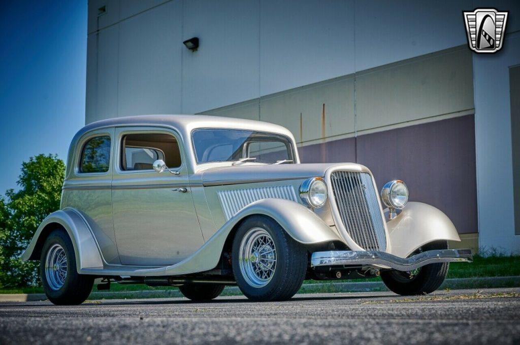 1933 Ford
