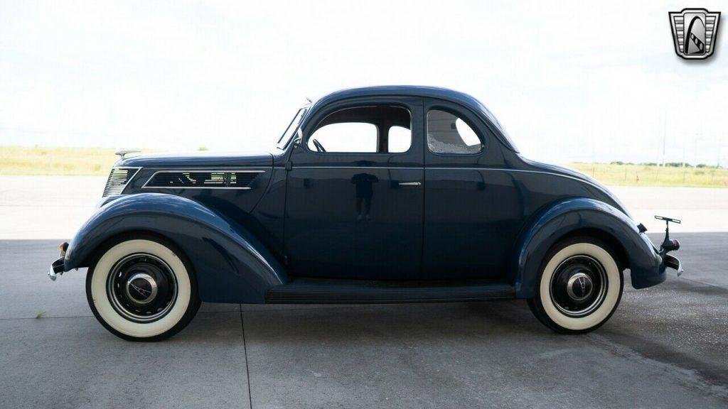 1937 Ford Standard