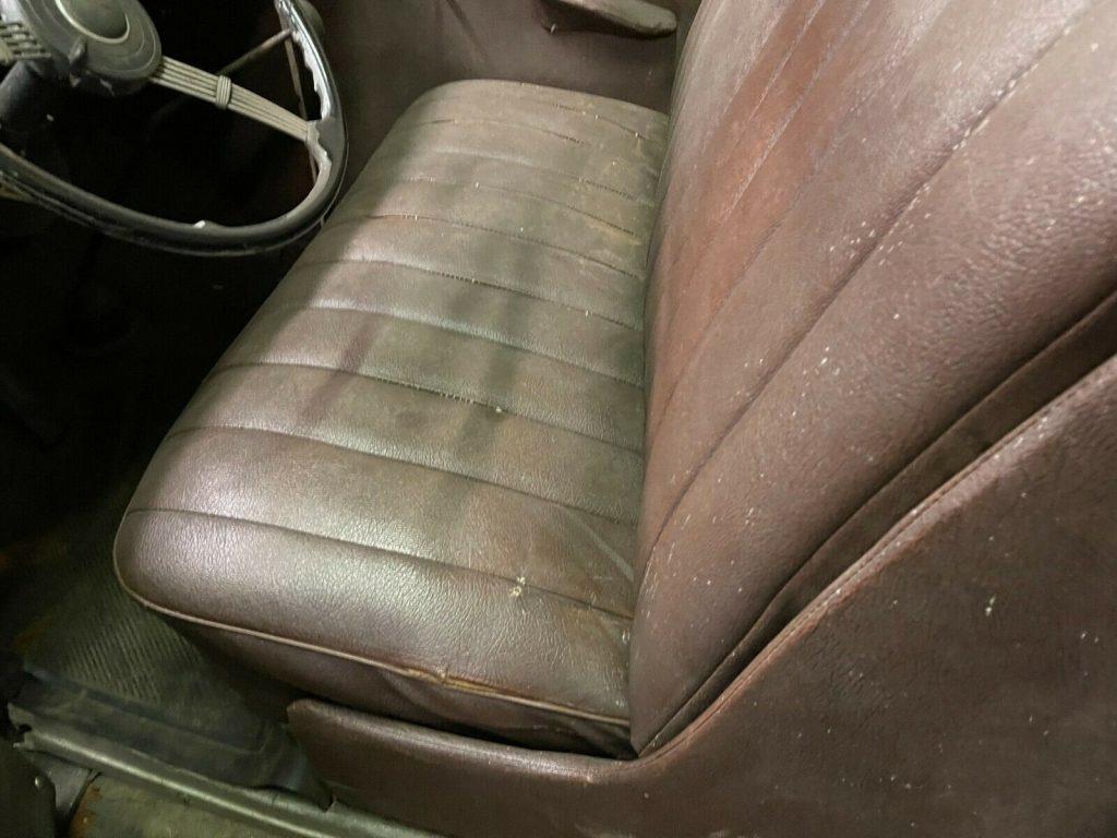 1935 Ford Cabriolet deluxe