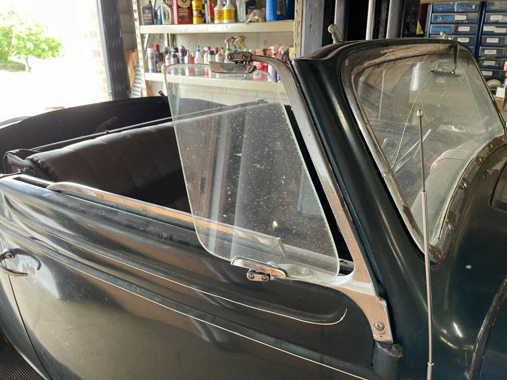 1935 Ford Cabriolet deluxe