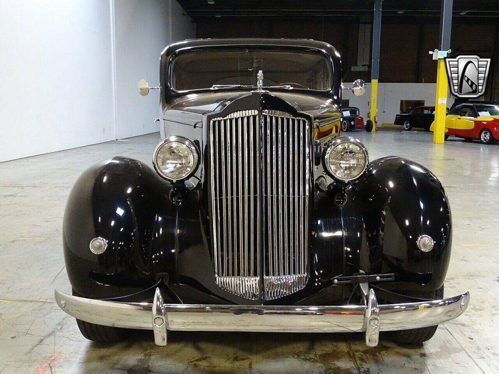 1937 Packard Six