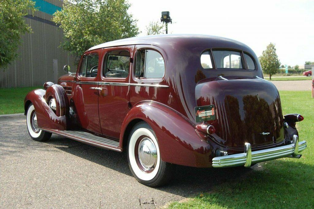 1936 Cadillac Series 85 4dr Sedan