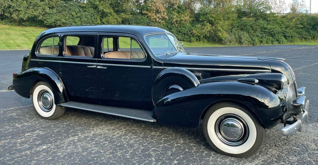 1939 Buick Limited Series 90 Six-Passenger Model 91 Touring Sedan