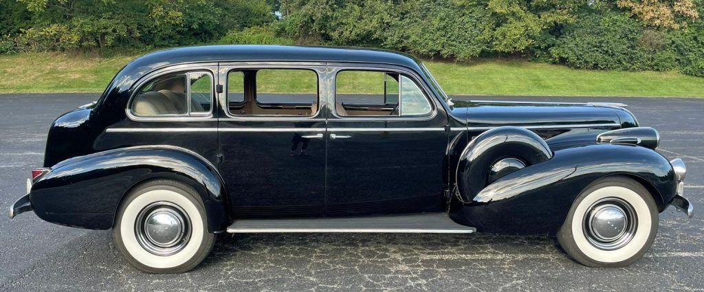 1939 Buick Limited Series 90 Six-Passenger Model 91 Touring Sedan