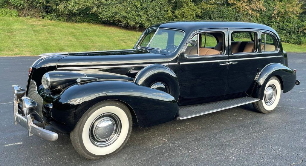 1939 Buick Limited Series 90 Six-Passenger Model 91 Touring Sedan