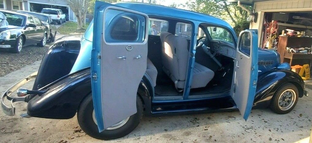 1935 Plymouth Deluxe 4 Door Suicide